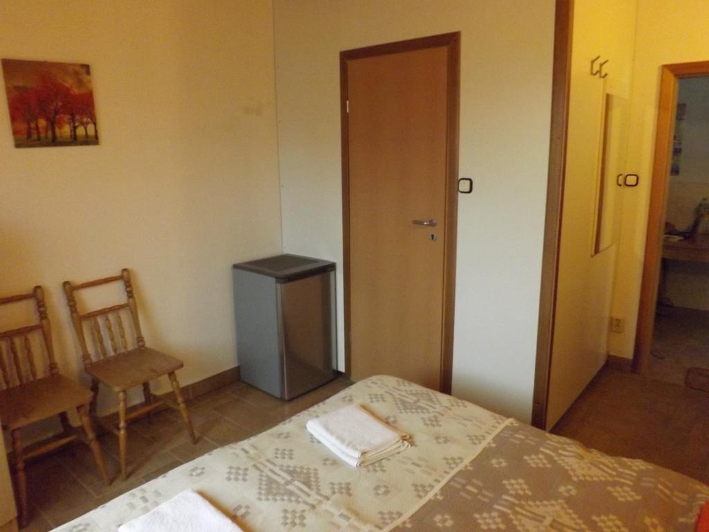 Napos Vendeghaz Hotel Gyor Luaran gambar