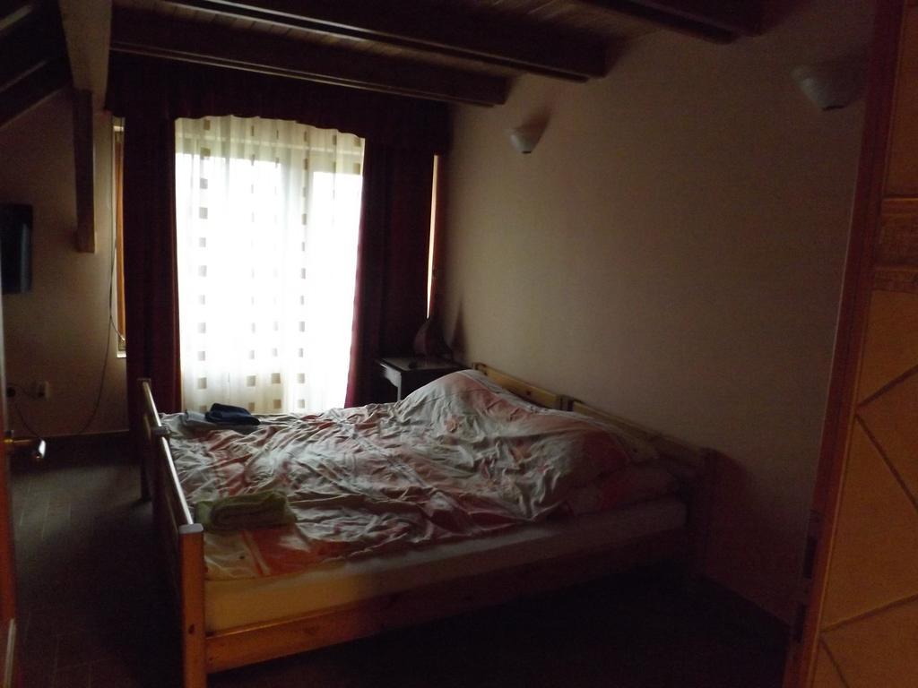 Napos Vendeghaz Hotel Gyor Luaran gambar