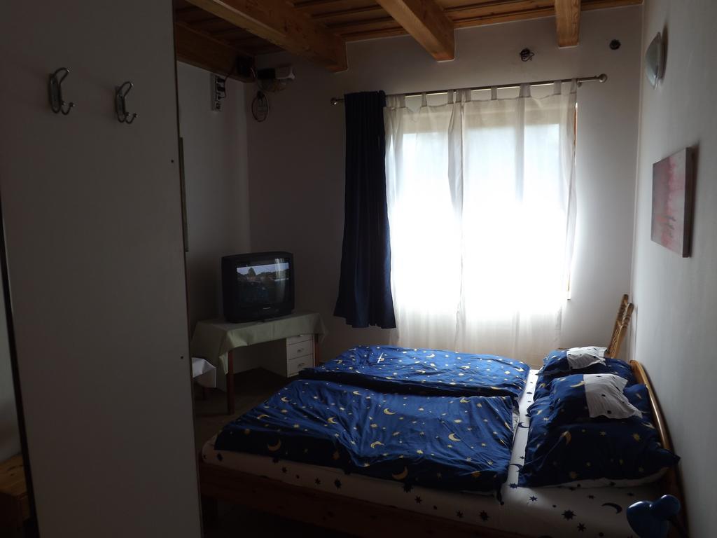 Napos Vendeghaz Hotel Gyor Luaran gambar