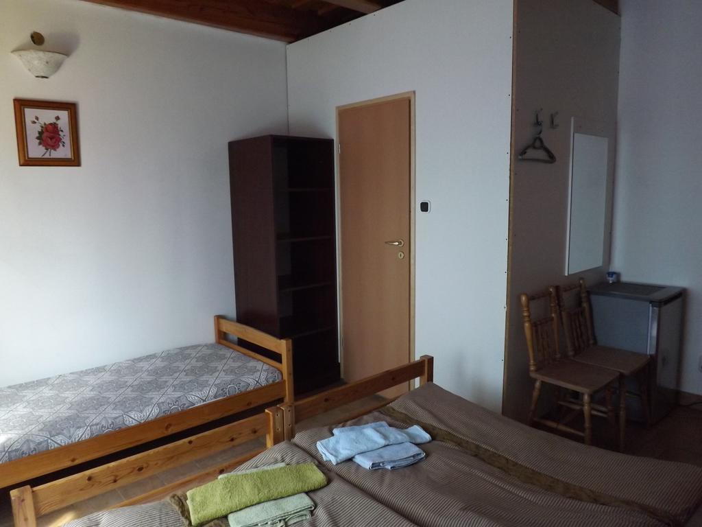 Napos Vendeghaz Hotel Gyor Luaran gambar