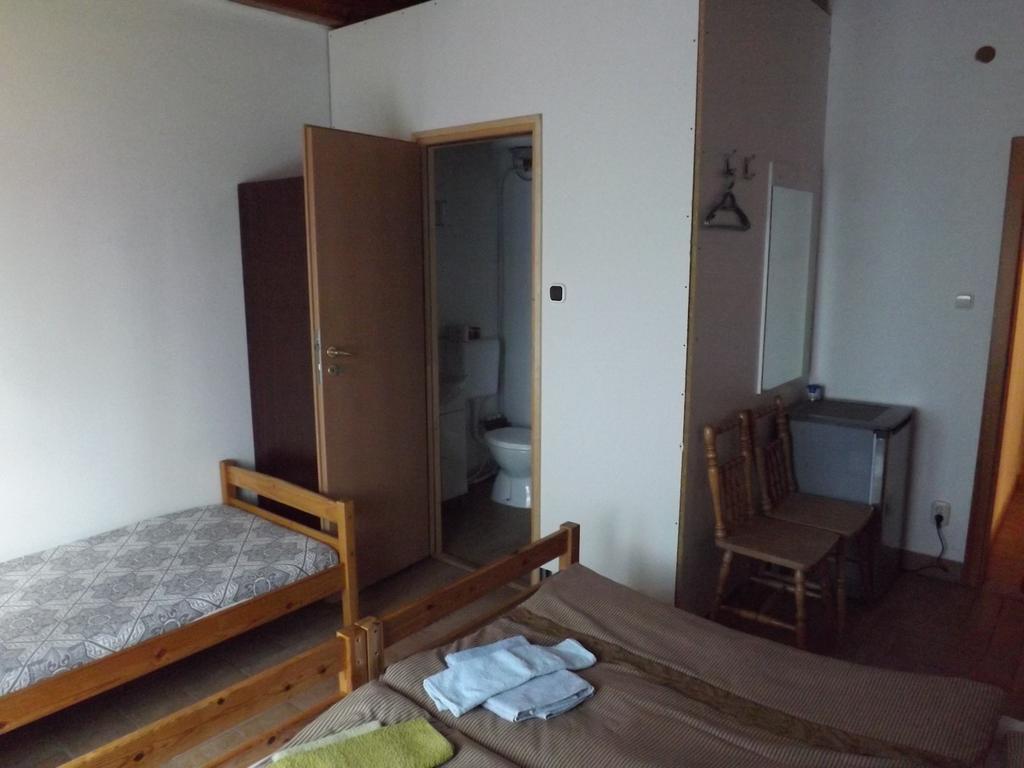 Napos Vendeghaz Hotel Gyor Luaran gambar